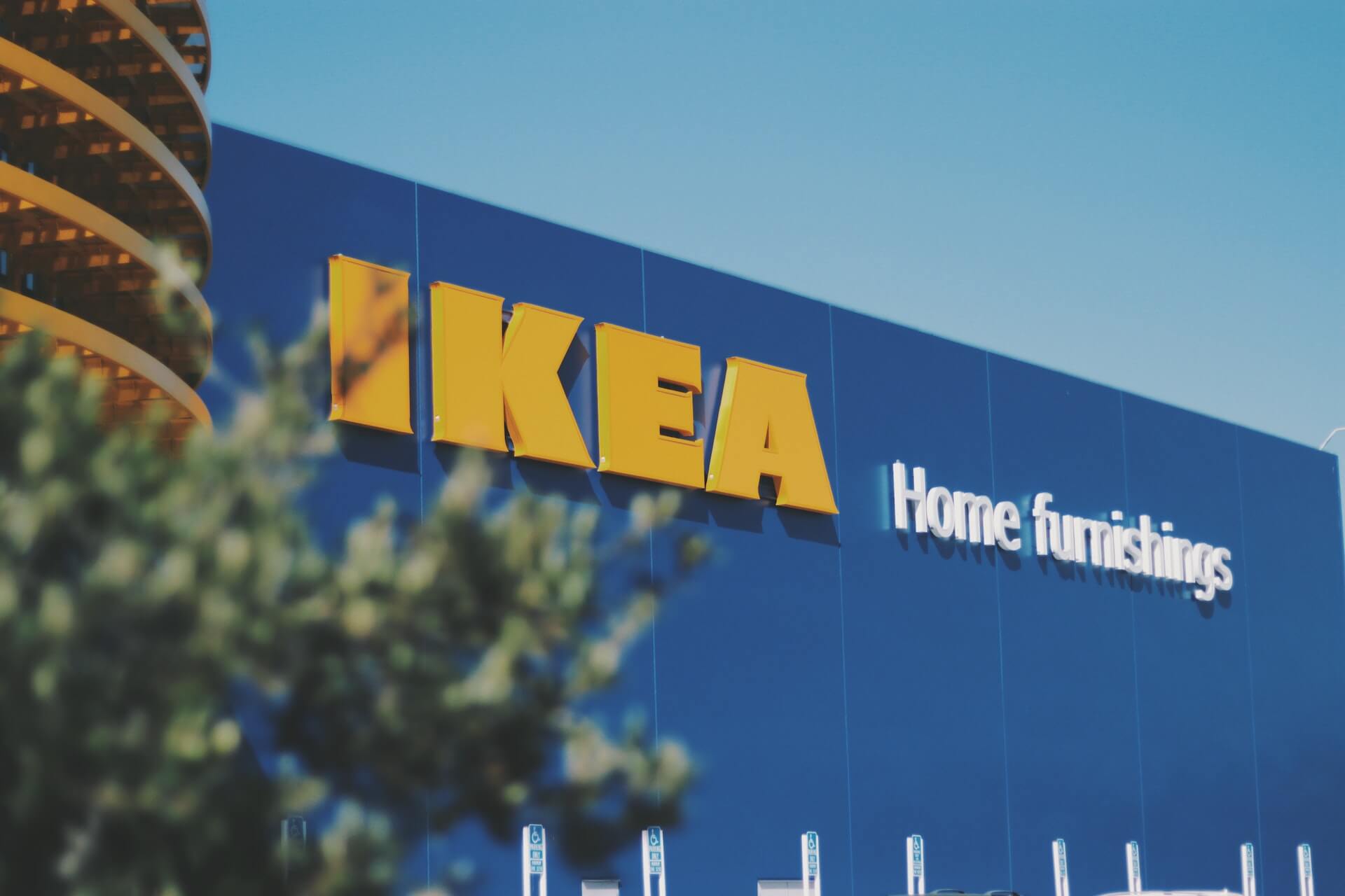 IKEA в долгах? Судебное решение в России ставит под угрозу бизнес