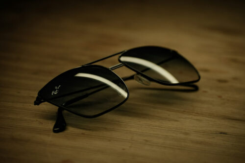 Бренд Ray-Ban могут зарегистрировать в РФ